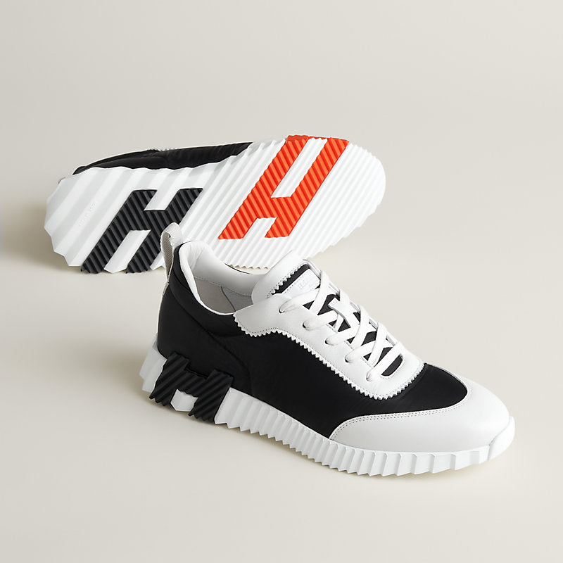 Hermes bouncing
